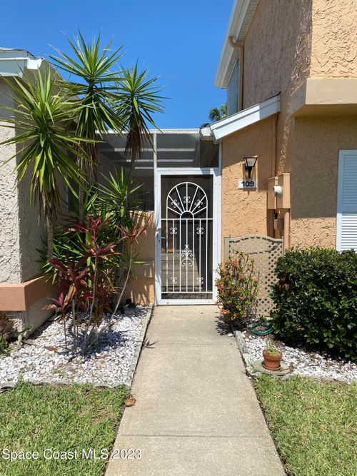 105-1475 Malibu Cir Ne, Palm Bay, FL, 32905-6331 | Card Image