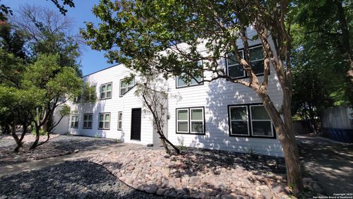 apt-204-503 W Kings Hwy, San Antonio, TX, 78212-2884 | Card Image