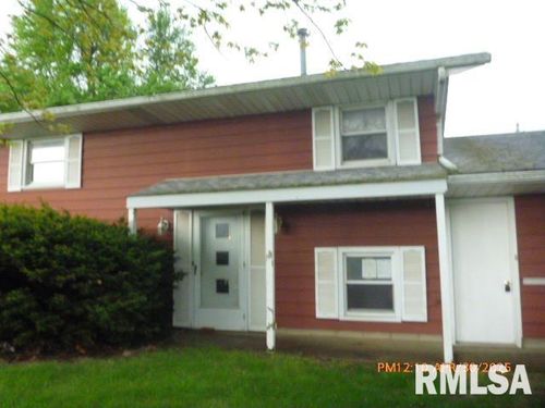 1007 N Church St, Roanoke, IL, 61561-7635 | Card Image