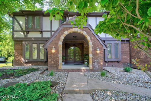 5047 Brenden Way, Sylvania, OH, 43560-2222 | Card Image