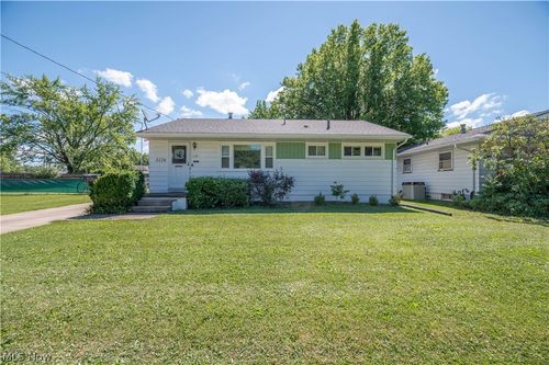 3126 Linda Dr Nw, Warren, OH, 44485-2042 | Card Image