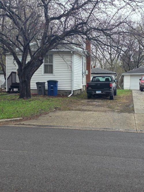 307 15th Street N, Moorhead, MN, 56560 | Card Image