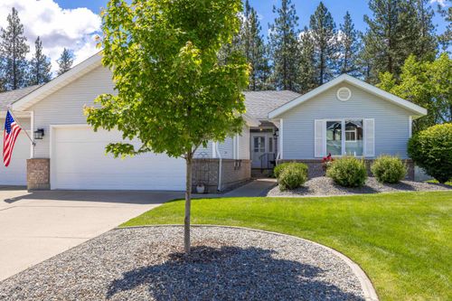 40 E Falcon Ave, Spokane, WA, 99218-3601 | Card Image