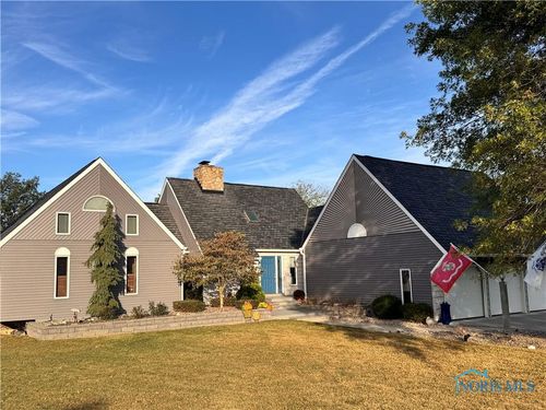 324 Dublin Ln, Bryan, OH, 43506-9135 | Card Image