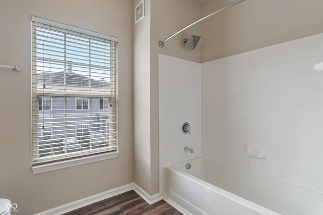 Second full bathroom with double sinks, granite countertops | Image 34