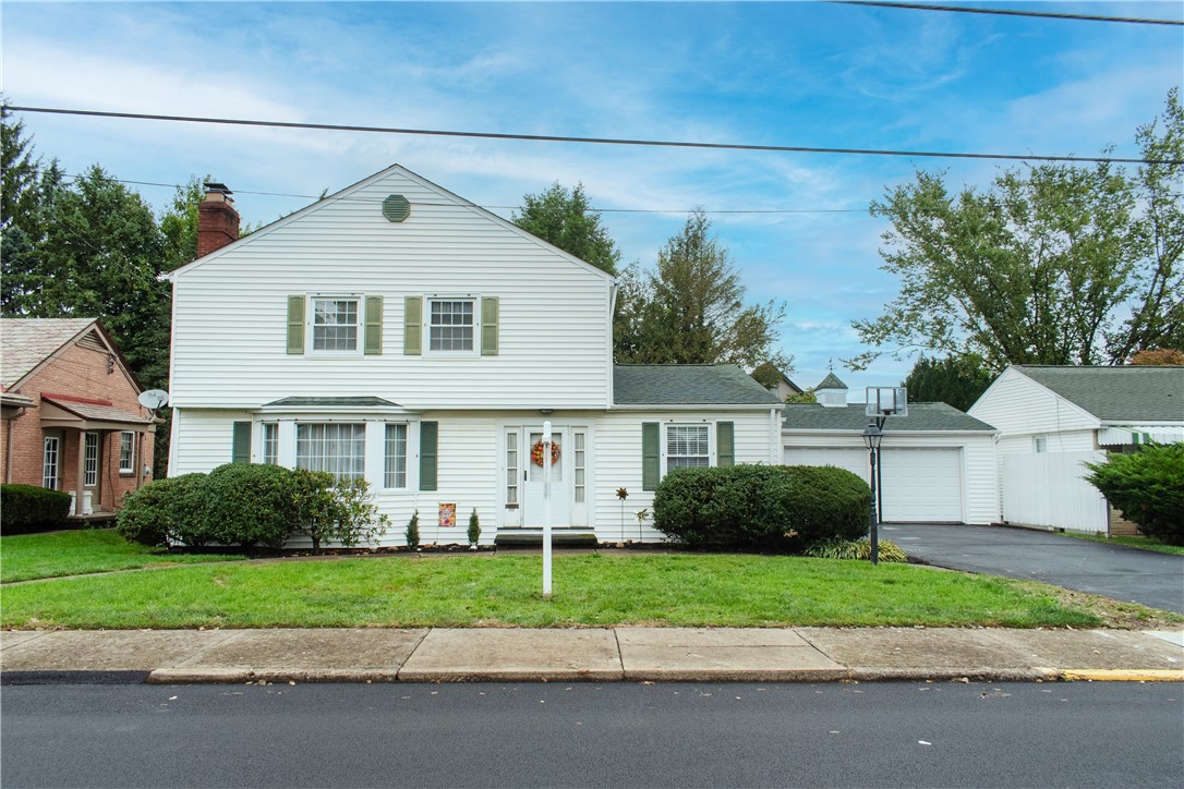 Wilson Ave, Beaver, PA 15009