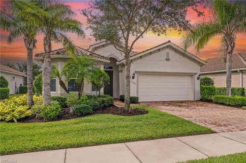 9328 Fieldstone Ln, NAPLES, FL, 34120-5250 | Card Image