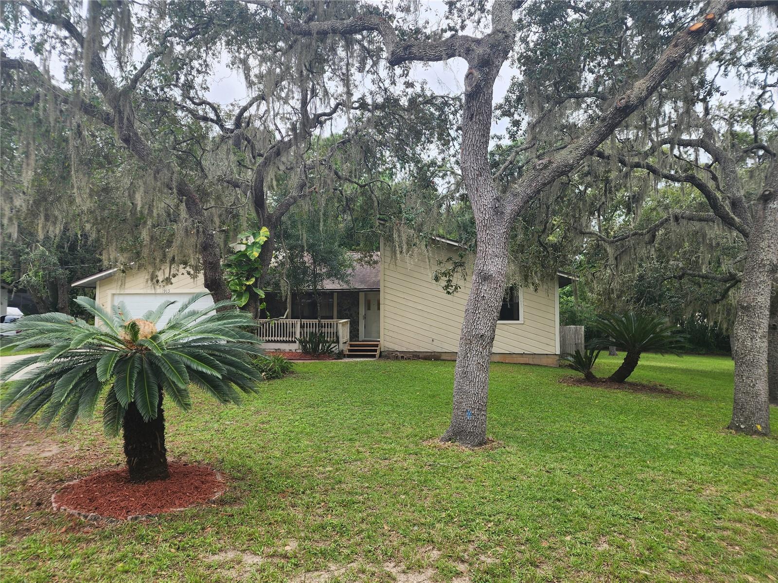 Russell Ave, Inverness, FL 34453