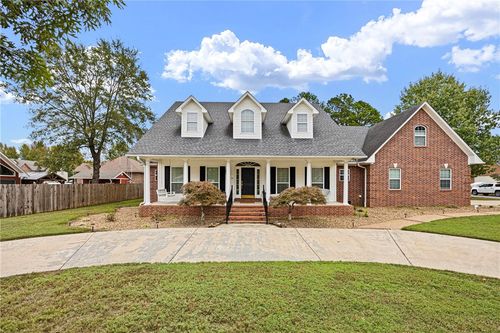 515 S Vancouver Ave, Russellville, AR, 72801-5677 | Card Image