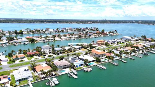 11300 7th St E, TREASURE ISLAND, FL, 33706-3038 | Card Image