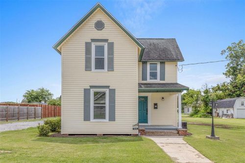 219 Clara St, Jennings, LA, 70546-5231 | Card Image