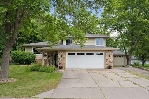 9772 Ives Ln N, Maple Grove, MN, 55369-3631 | Card Image