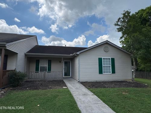 10420 Sagebrush Way, Knoxville, TN, 37932-2064 | Card Image