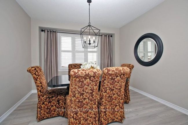 220 Harpin Way E, House other with 5 bedrooms, 4 bathrooms and 4 parking in Fergus ON | Image 8
