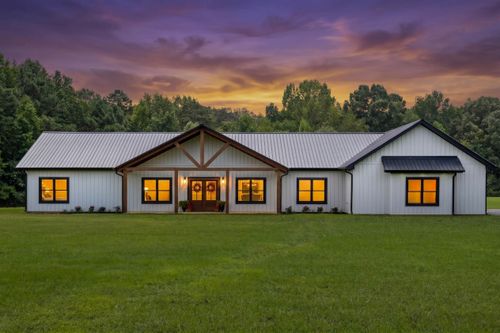814 Co Rd 1367, Vinemont, AL, 35179 | Card Image