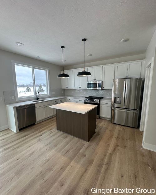 125-8026 Placid Waters Dr, Allendale, MI, 49401-6502 | Card Image