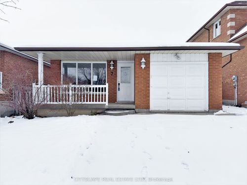 7 Quincy Crt, Hamilton, ON, L8W2T4 | Card Image