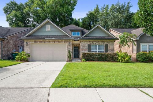 102 Arrowhead Way, Niceville, FL, 32578-1065 | Card Image