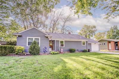 321 S Jackson Street, House other with 3 bedrooms, 2 bathrooms and 3 parking in Pittsfield IL | Image 1