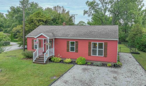514 W Vine St, North Judson, IN, 46366 | Card Image