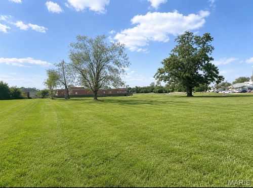 100 W Chestnut Street, Desloge, MO, 63601 | Card Image