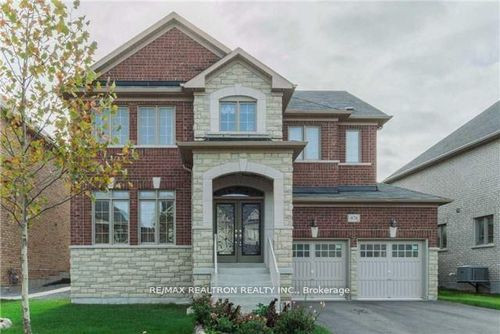 978 Ernest Cousins Cir, Newmarket, ON, L3X0A2 | Card Image