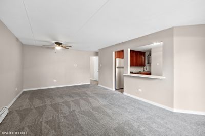 1902 - 5348 Waterbury Drive, Condo with 1 bedrooms, 1 bathrooms and 1 parking in Crestwood IL | Image 3