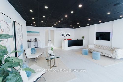 lower-154 Kerr St, Oakville, ON, L6K3A7 | Card Image