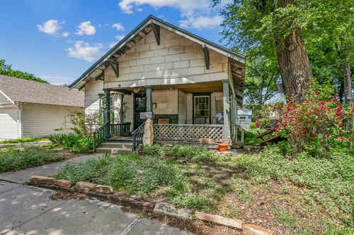 308 E 6th Ave, Augusta, KS, 67010-1206 | Card Image
