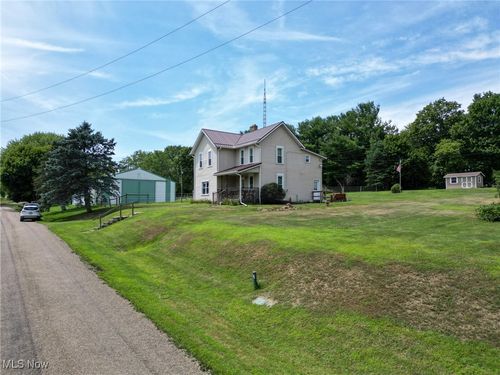 6596 Mill Rd Nw, Dundee, OH, 44624-8863 | Card Image