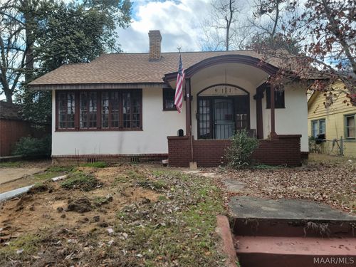 911 Lapsley St, Selma, AL, 36701-5618 | Card Image
