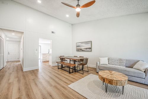 124-4985 E Butler, Fresno, CA, 93727 | Card Image