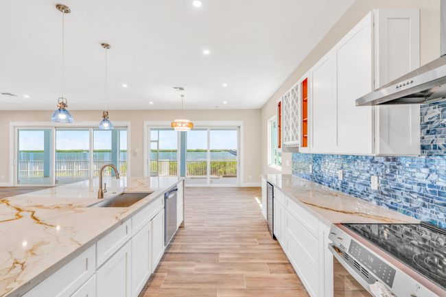 Kitchen | Image 8