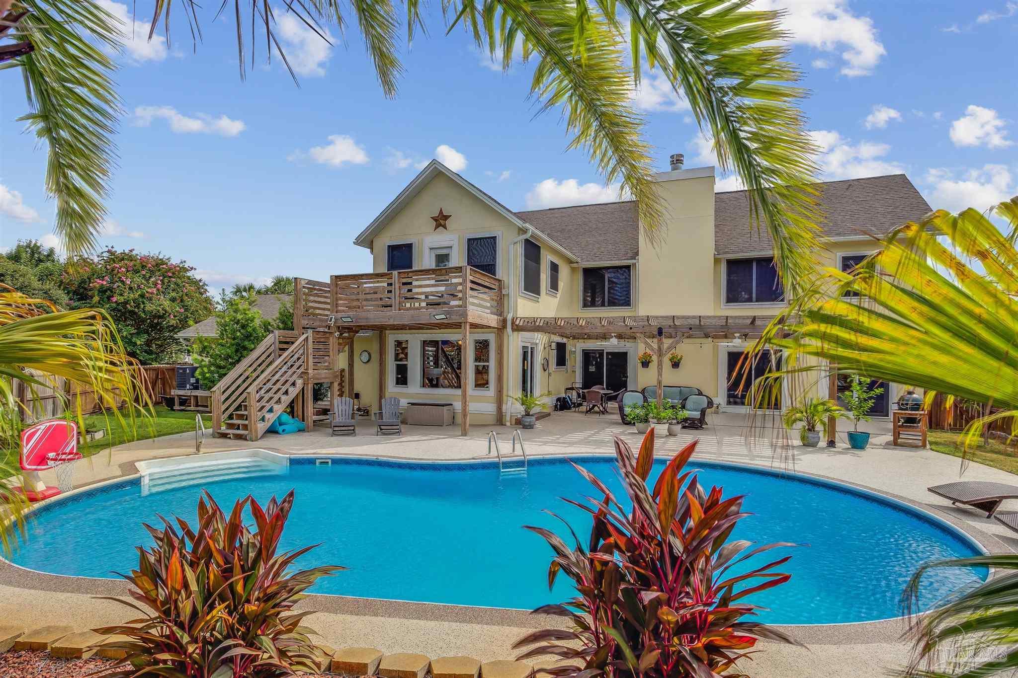 Ceylon Ct, Gulf Breeze, FL 32563