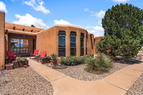 5 San Juan Trl, Corrales, NM, 87048-9653 | Card Image