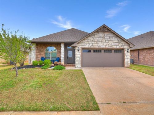 19324 Taggert Dr, Edmond, OK, 73012-4577 | Card Image