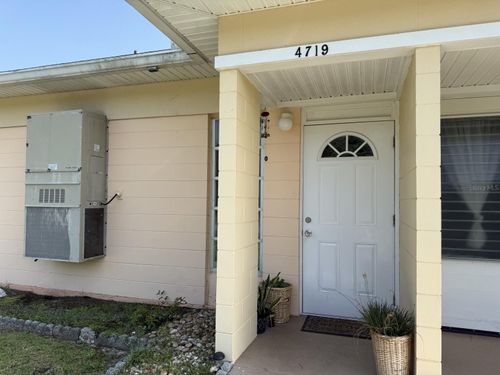 4719 Club Cir, LAKESHORE, FL, 33854-1240 | Card Image