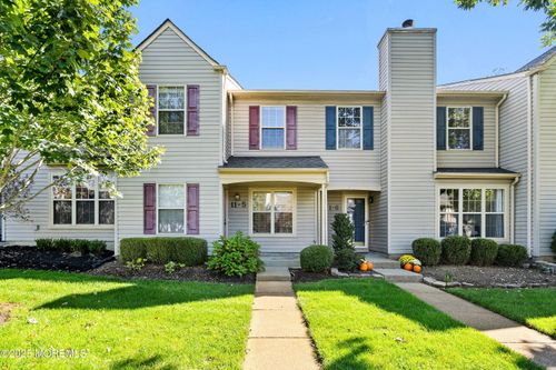 5-11 Stuart Dr, Freehold, NJ, 07728-5121 | Card Image