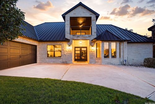 302 Left Ln, Horseshoe Bay, TX, 78657-5649 | Card Image