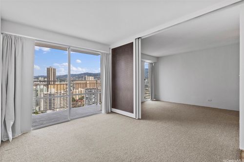 apt-2115-1655 Makaloa St, Honolulu, HI, 96814-3932 | Card Image