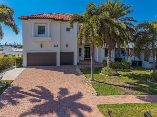 824 Island Way, CLEARWATER, FL, 33767-1825 | Card Image