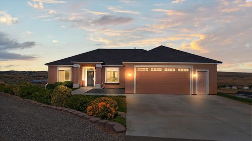 16904 E Love Ln, Benton City, WA, 99320-7897 | Card Image
