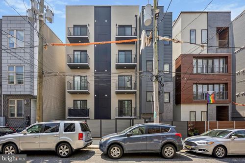 j-1617 Ridge Ave, PHILADELPHIA, PA, 19130-2118 | Card Image