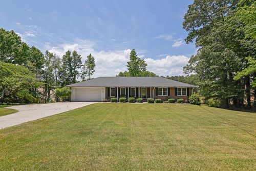 2525 Holtzclaw Rd, cumming, GA, 30041-4589 | Card Image