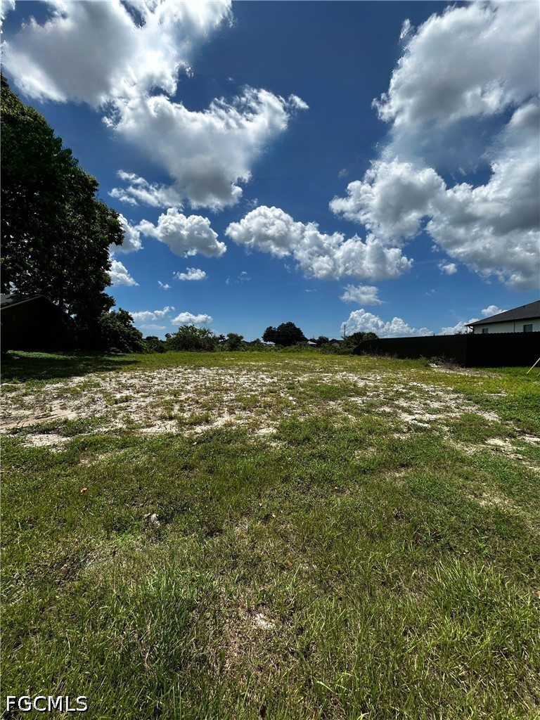 Land in Cape Coral