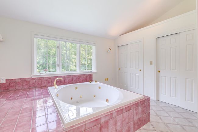 123 Stephen Dr, House other with 5 bedrooms, 4 bathrooms and null parking in Goffstown NH | Image 46