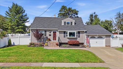12 Norfolk Rd, Somerset, NJ, 08873-1037 | Card Image