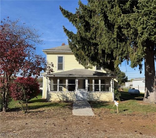 2657 S 7th St, Coshocton, OH, 43812-9772 | Card Image