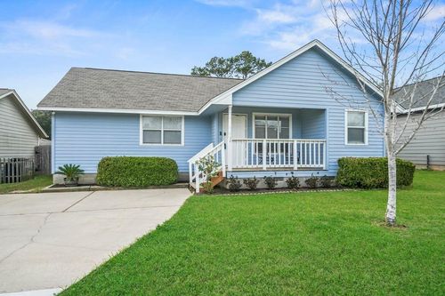 15025 Conroe Bay Blvd, Willis, TX, 77318-3235 | Card Image