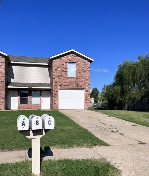 a-786 Lariat St, Springdale, AR, 72764-2863 | Card Image